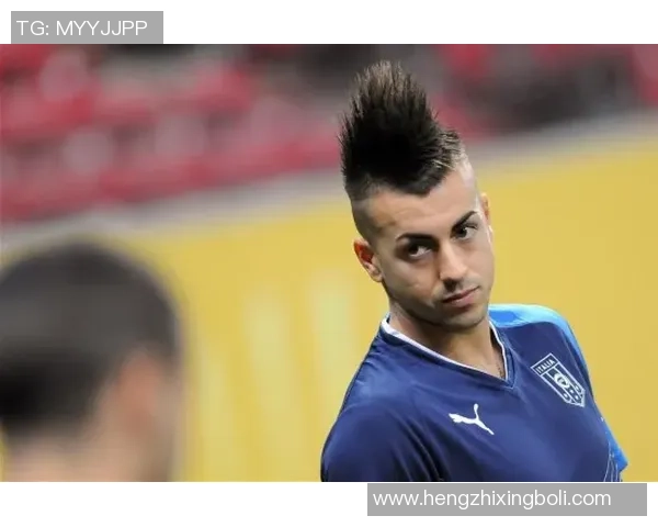 足球球星飘逸发型大赏 从发型看个性与魅力